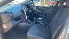 Renault Clio 1.2 16V Dynamique Nav 5dr Petrol Hatchback